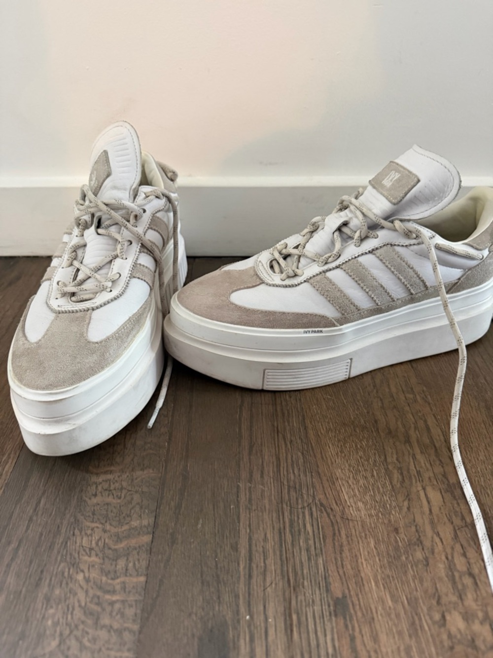 IVY PARK X super sleek Adidas White & Light Beige